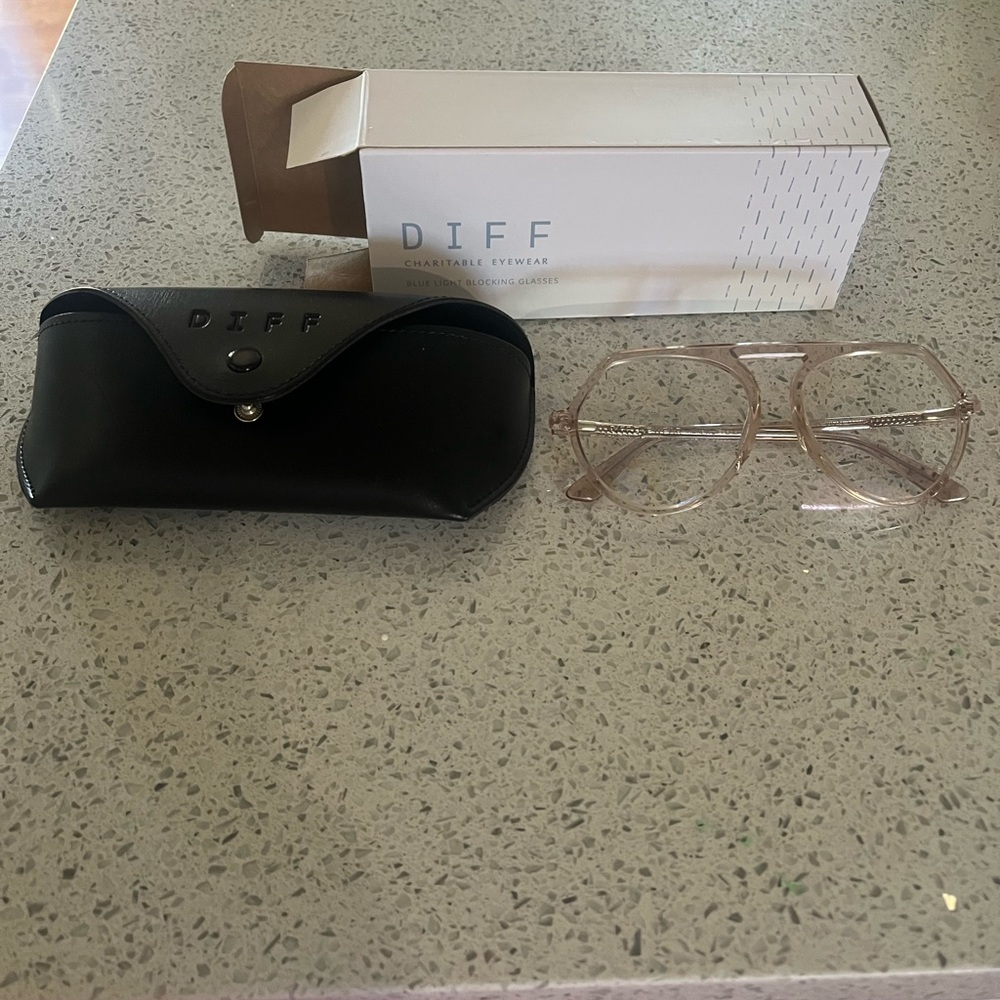 Diff eyewear blue light lenses! New never been used !!!